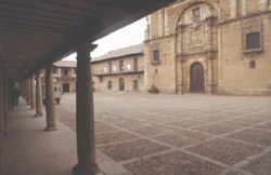 Plaza de San Carlos del Valle