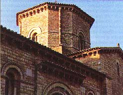 Detalle de la c�pula central de San Mart�n de Fr�mista