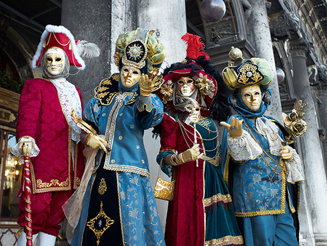 ignorancia septiembre Kosciuszko Disfraces, música y… ¡¡Carnaval, carnaval… Carnaval te quiero!!