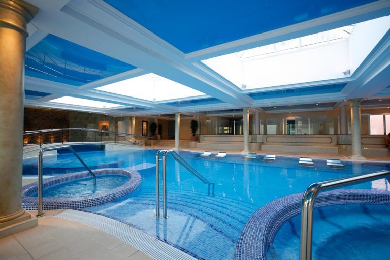 Gran Hotel Balneario Puente Viesgo. Revista de Viajes y Turismo