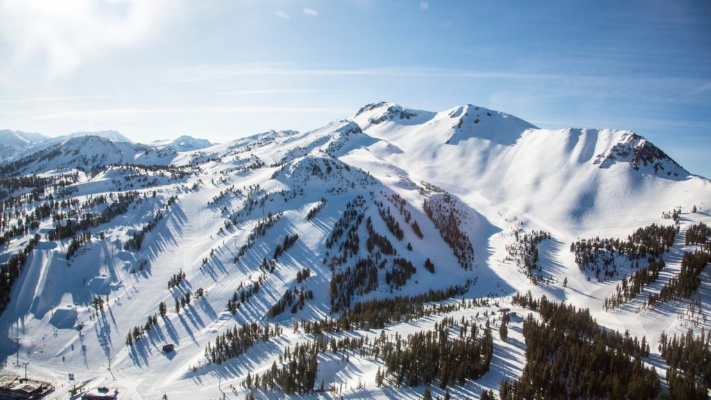 Esquiar en EEUU. Estación de esquí. Mammoth Mountain.