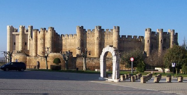 Castillo de Valencia de don Juan