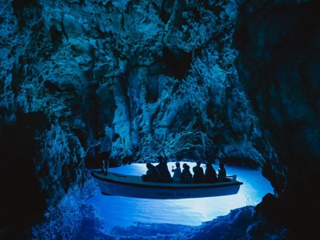 Cueva Azul (Croacia)